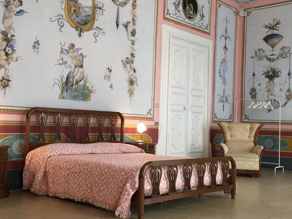Апартаменты Palazzo Doxi Fontana Dimora Storica Галлиполи Экстерьер фото