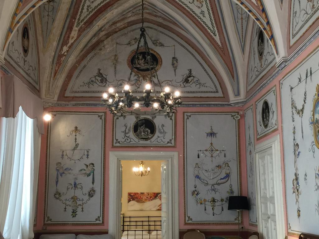 Апартаменты Palazzo Doxi Fontana Dimora Storica Галлиполи Экстерьер фото